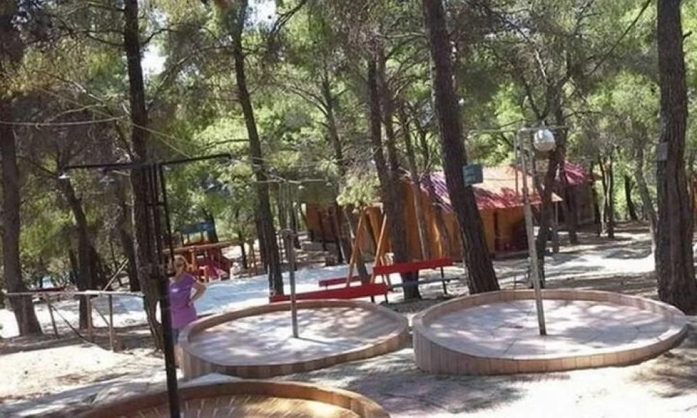 ΟΑΕΔ : Λήγει σήμερα η προθεσμία αιτήσεων για τις παιδικές κατασκηνώσεις